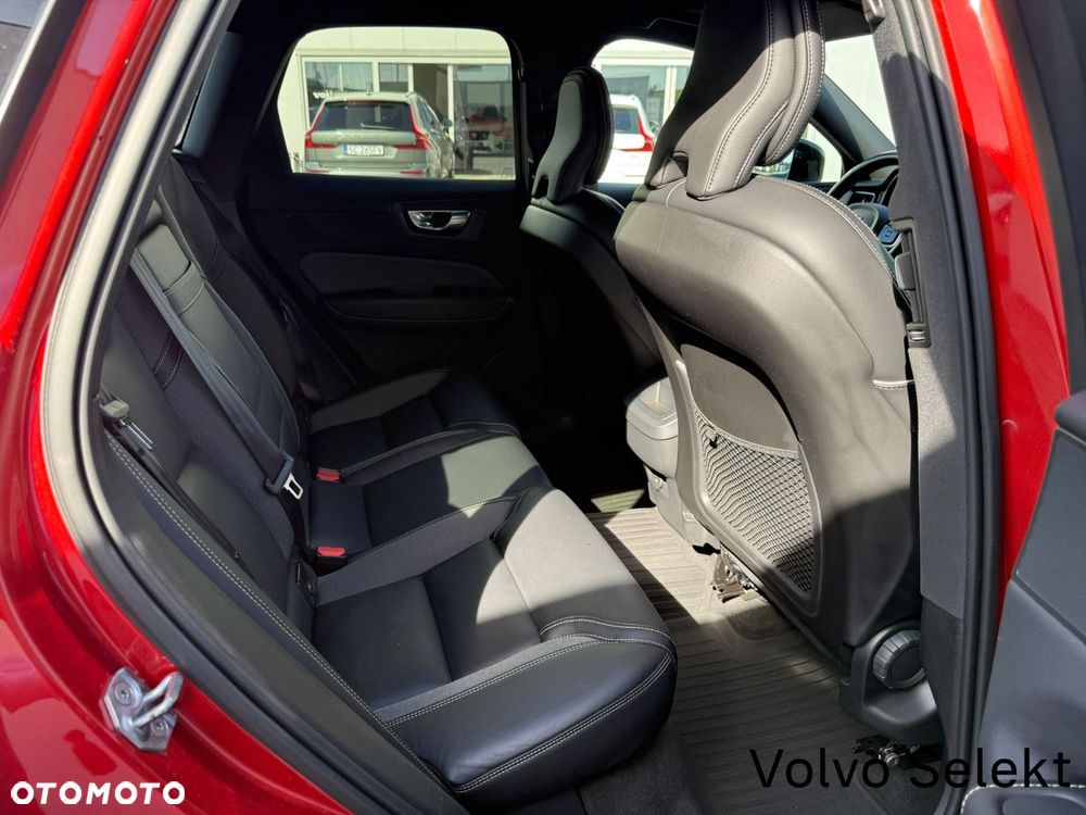 Volvo XC 60 - 30