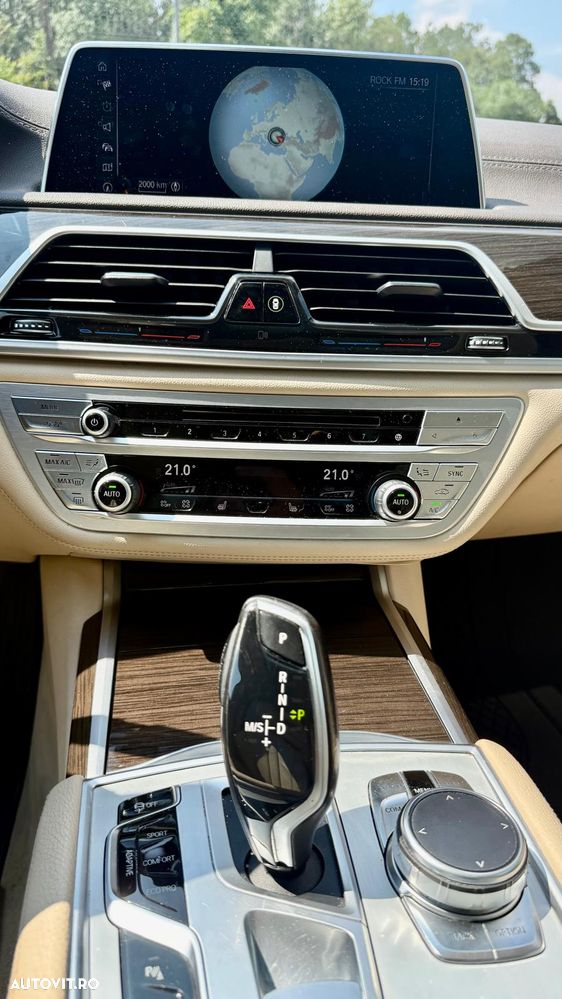 BMW Seria 7 730Ld xDrive - 13