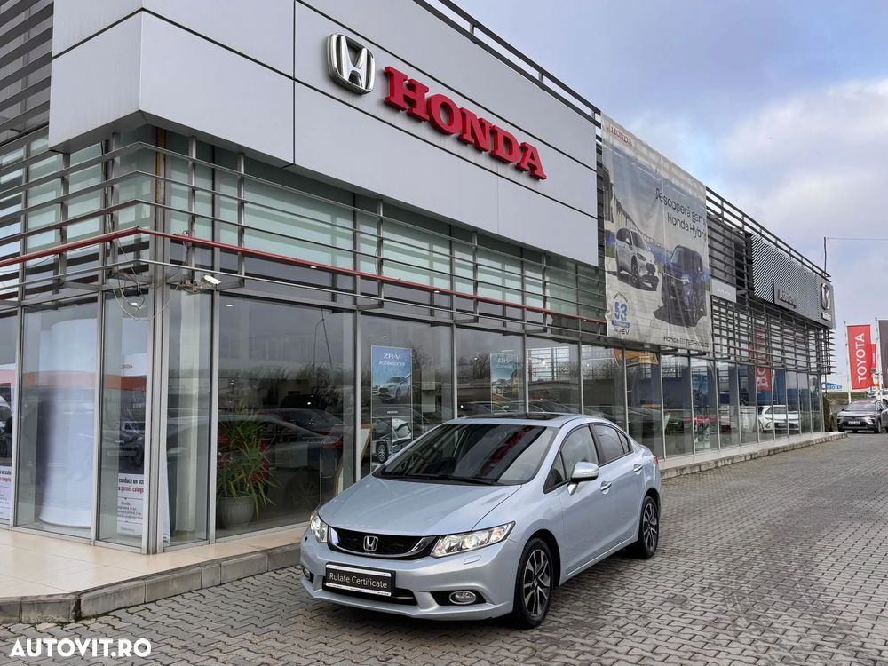 Honda Civic 1.8 ES - 1