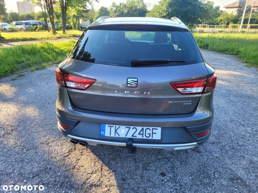 Seat Leon 2.0 TDI DPF Start&Stop DSG XCELLENCE - 13