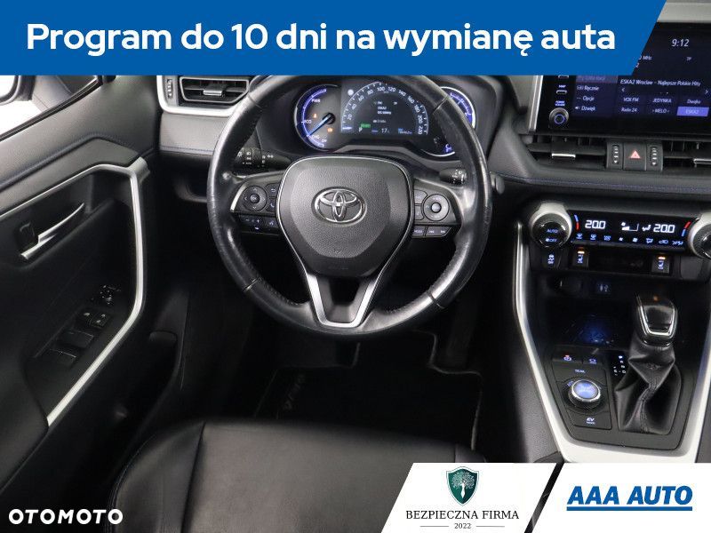 Toyota RAV4 - 9