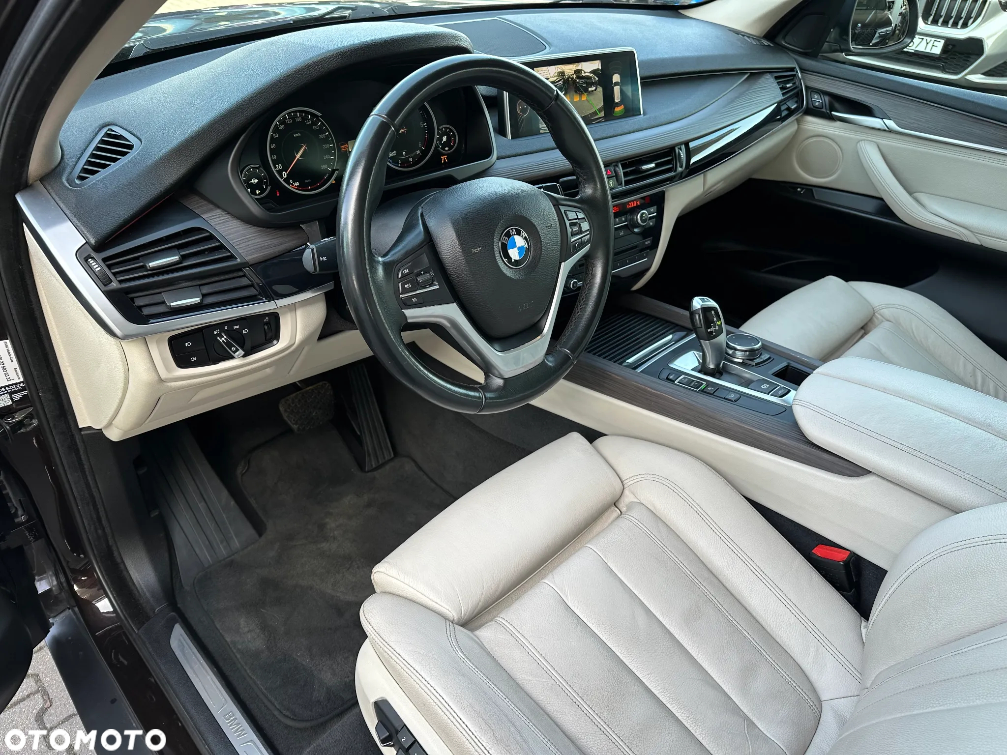 BMW X5 xDrive25d - 11