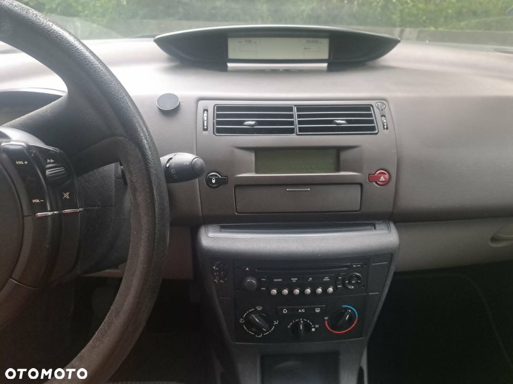 Citroën C4 1.6 16V SX - 4