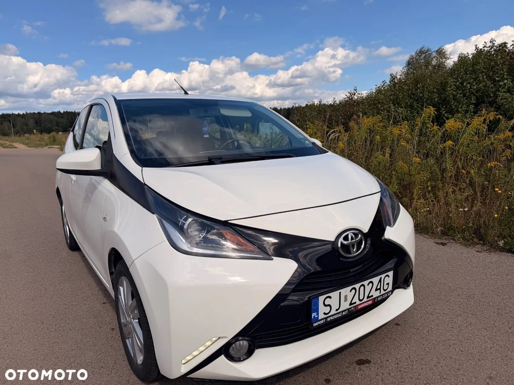 Toyota Aygo x-clusiv - 13