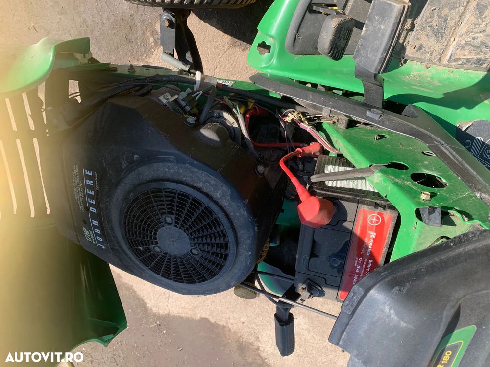 John Deere Tractoras Gazon LTR180 - 5