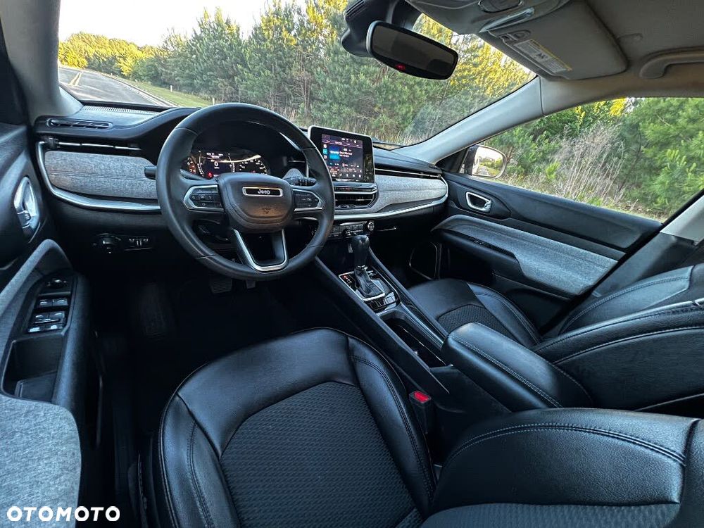 Jeep Compass - 11
