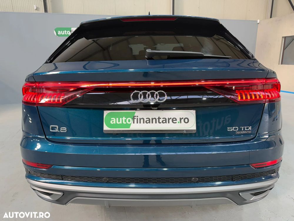 Audi Q8 - 11