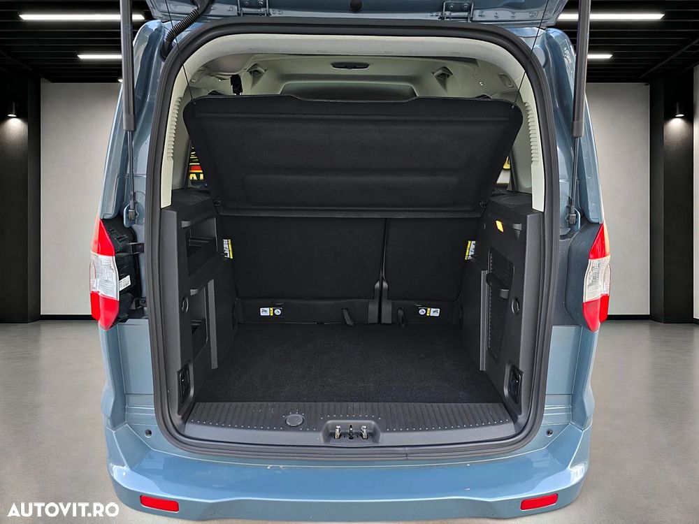 Ford Tourneo Courier 1.5 TDCi S&S Titanium - 16