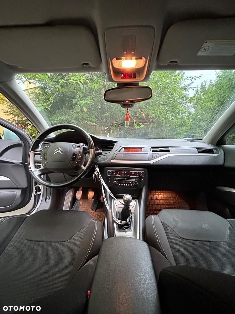 Citroën C5 2.0 HDi Attraction - 10