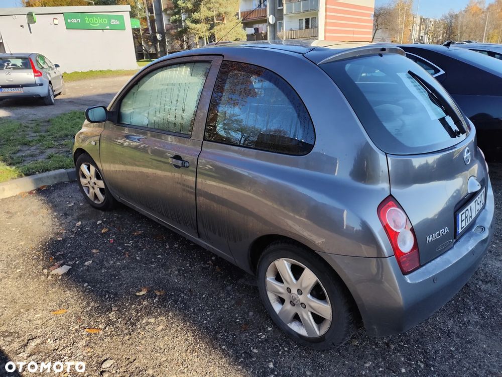 Nissan Micra - 10