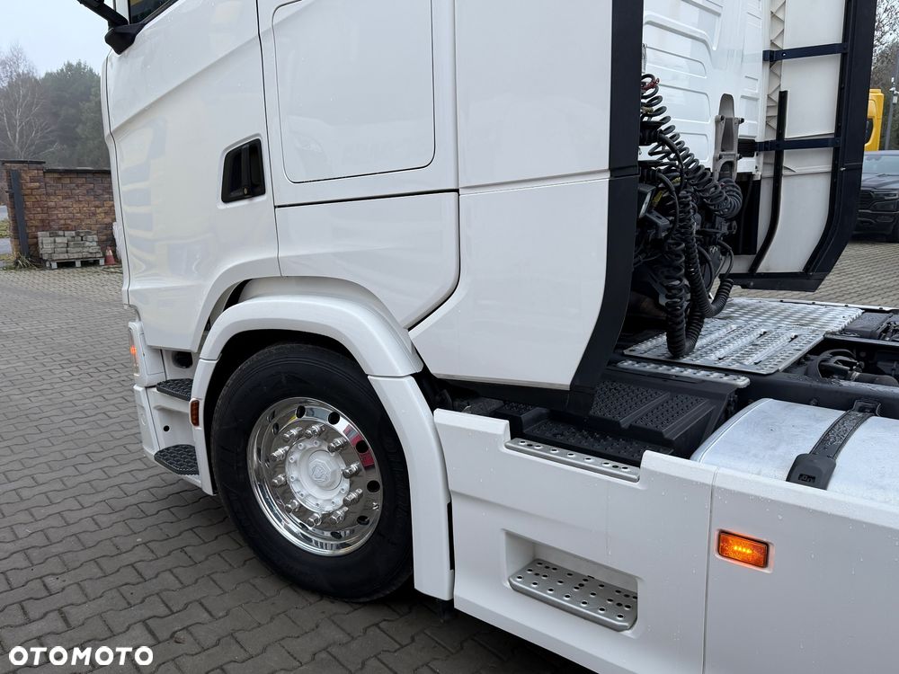 Scania S450 2020/21 ASO kontakt TV cała na poduszce z Niemiec - 18