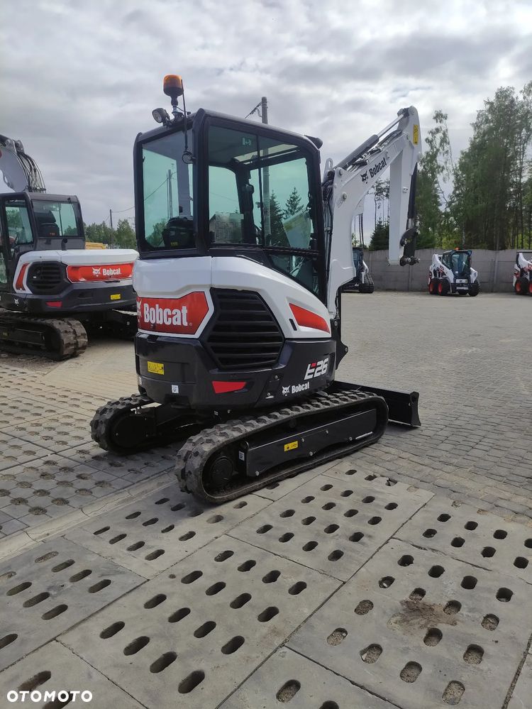 Bobcat E26 - 4