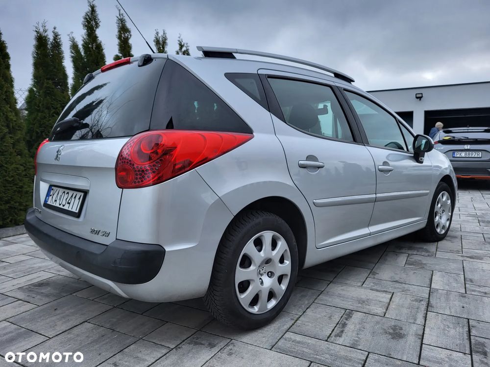 Peugeot 207 1.6 HDi - 8