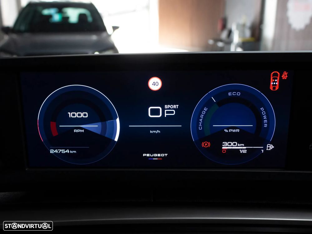 Peugeot 3008 1.2 Hybrid Allure e-DCS6 - 24