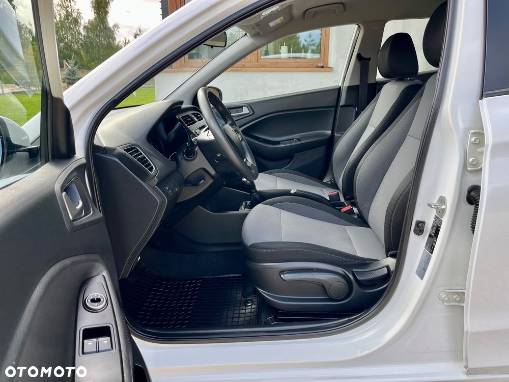 Hyundai i20 1.2 Classic Plus - 9