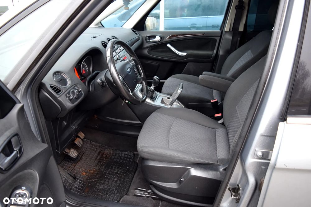 Ford Galaxy 2.0 TDCi Ghia - 6