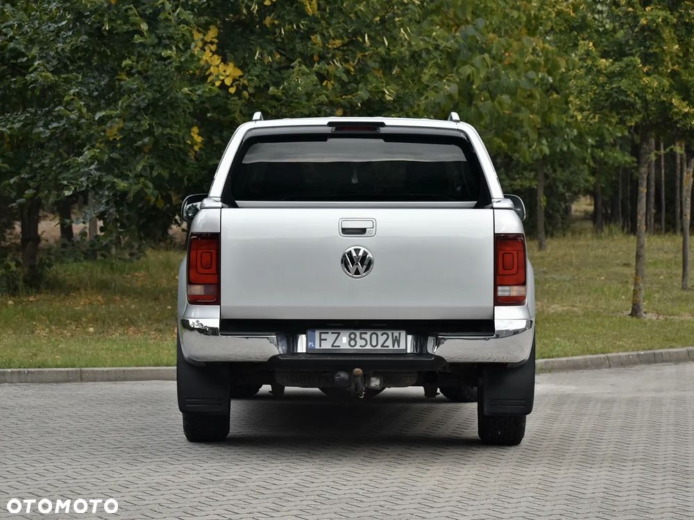 Volkswagen Amarok - 10