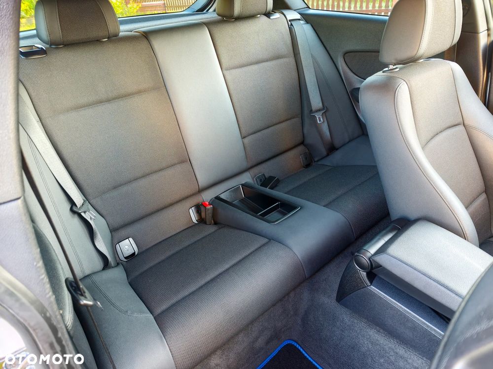 BMW Seria 1 118d - 15