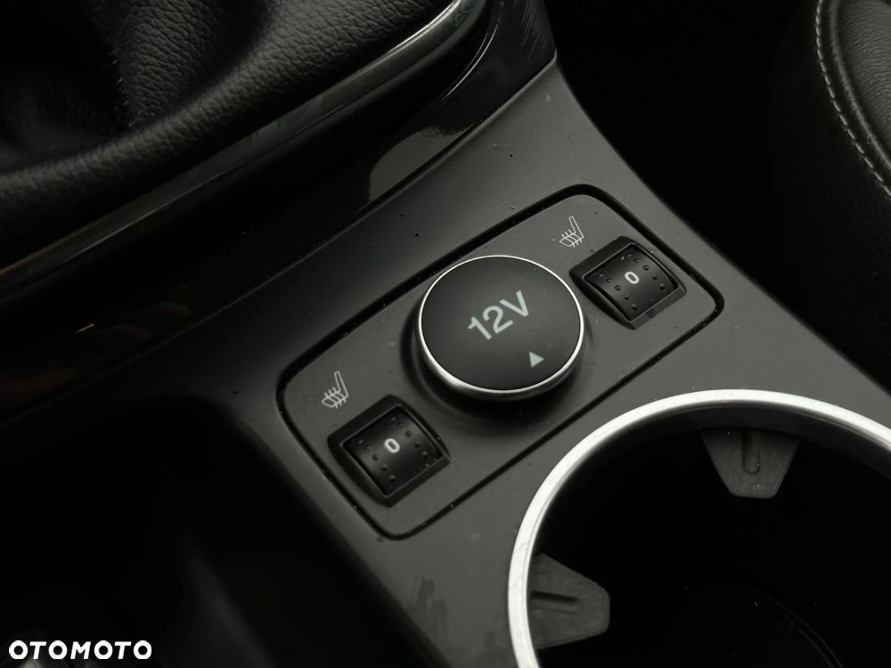 Ford Kuga 1.6 EcoBoost 2x4 Titanium - 17