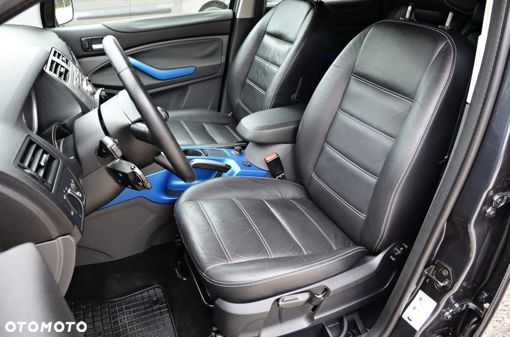 Ford Kuga 2.5 4x4 Trend - 30