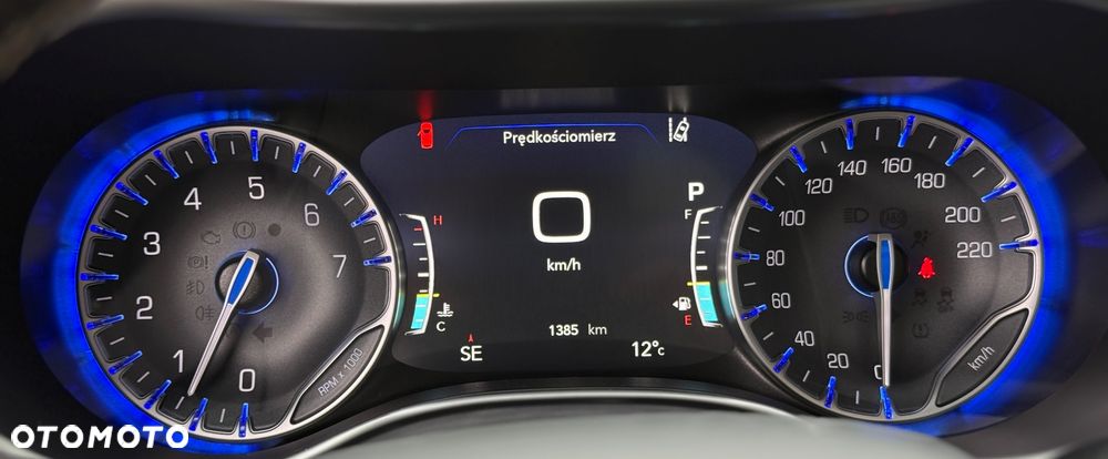 Chrysler Pacifica - 14