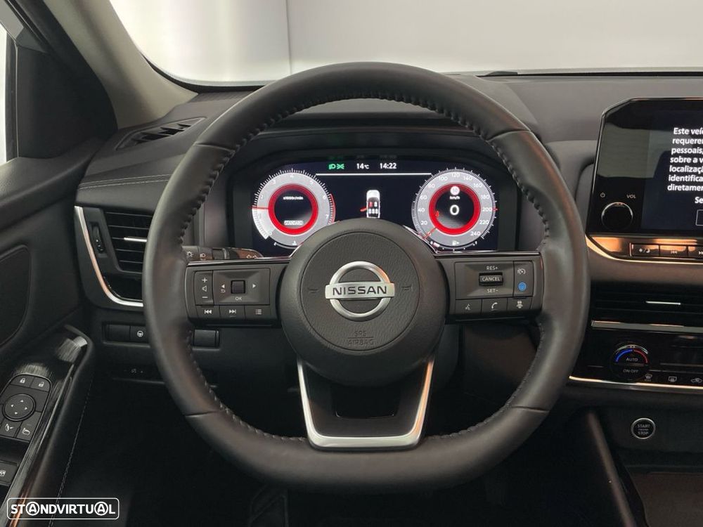 Nissan Qashqai 1.3 DIG-T N-Connecta - 14