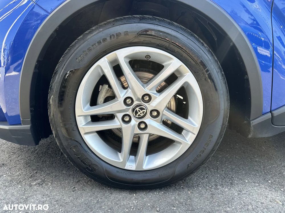 Toyota C-HR - 14