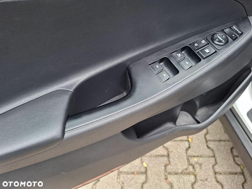 Hyundai Tucson 1.7 CRDI BlueDrive Style 2WD DCT - 36
