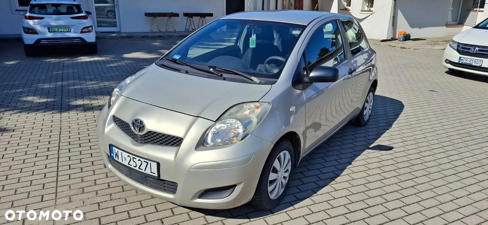 Toyota Yaris - 19