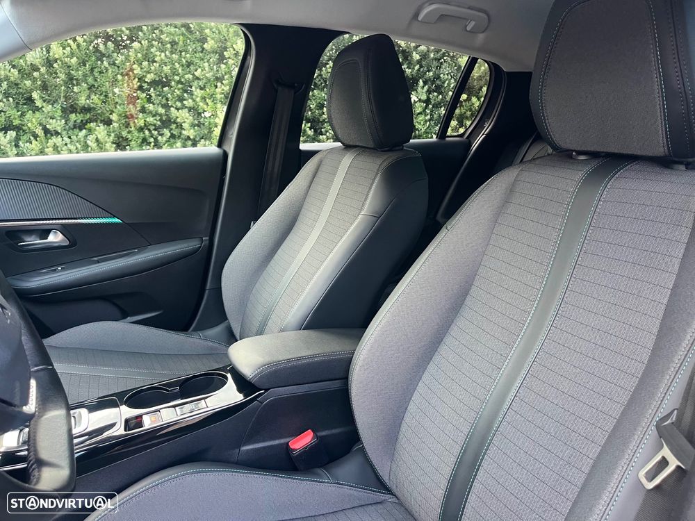 Peugeot 208 PureTech 100 EAT8 Allure Pack - 22