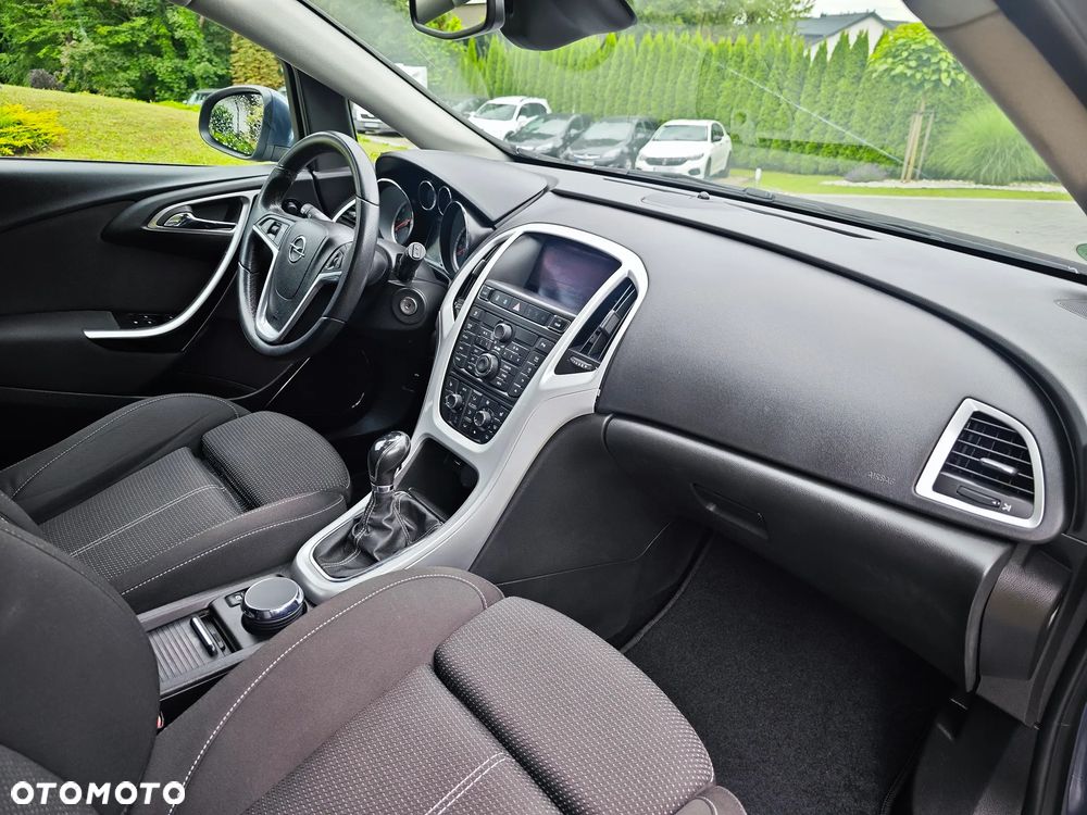 Opel Astra 1.6 Turbo Sport - 21