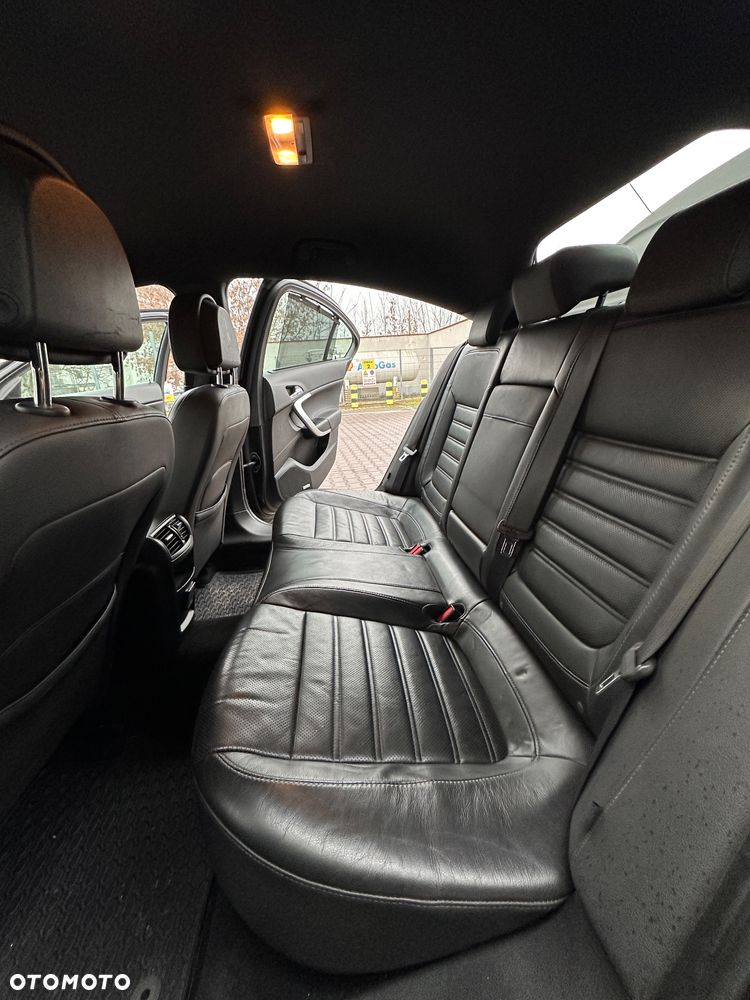 Opel Insignia 2.0 CDTI Sport - 22