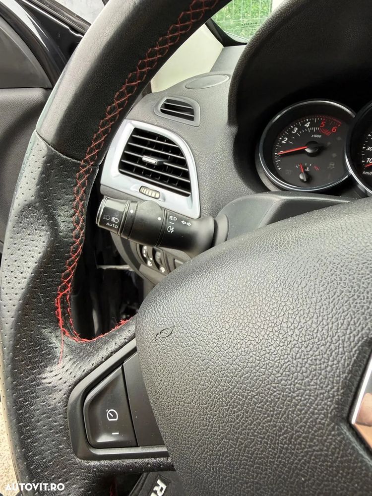 Renault Megane 1.5 dCi GT Line - 12