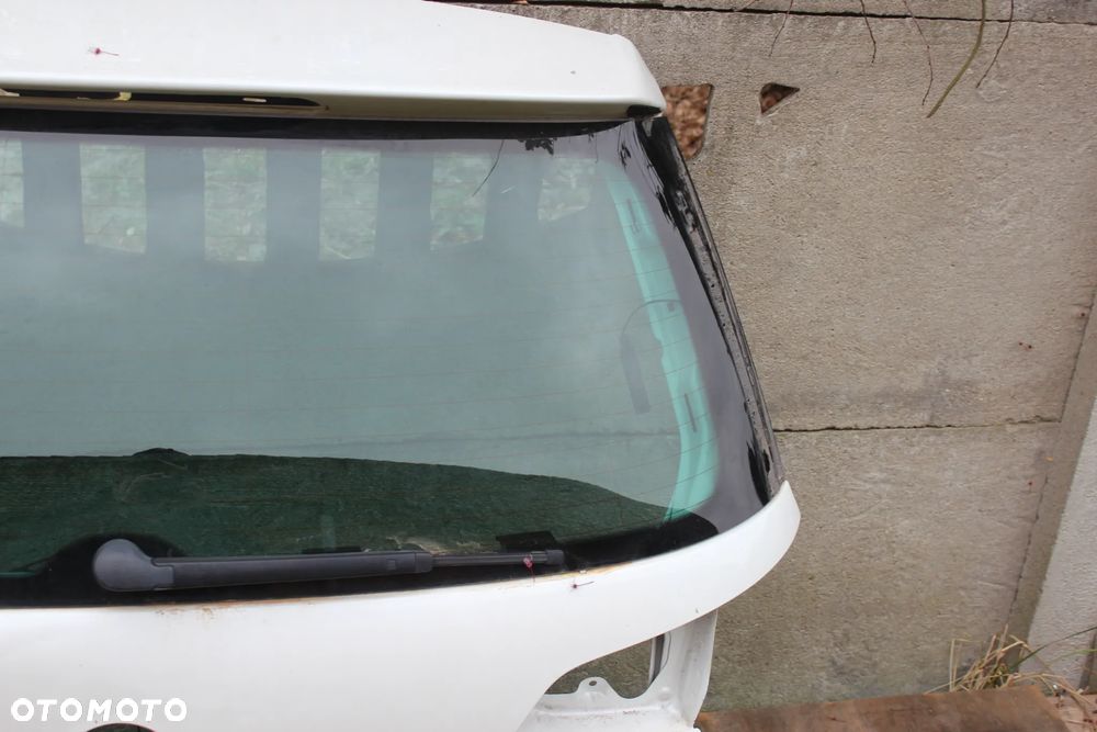 SZYBA TYLNEJ KLAPY VW GOLF VII KOMBI AS2 2015 - 4