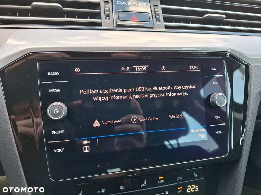 Volkswagen Passat Variant 2.0 TDI EVO Business DSG - 24
