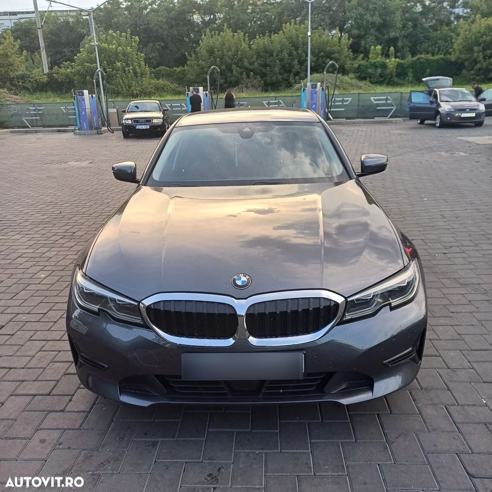 BMW Seria 3 320d xDrive AT - 20