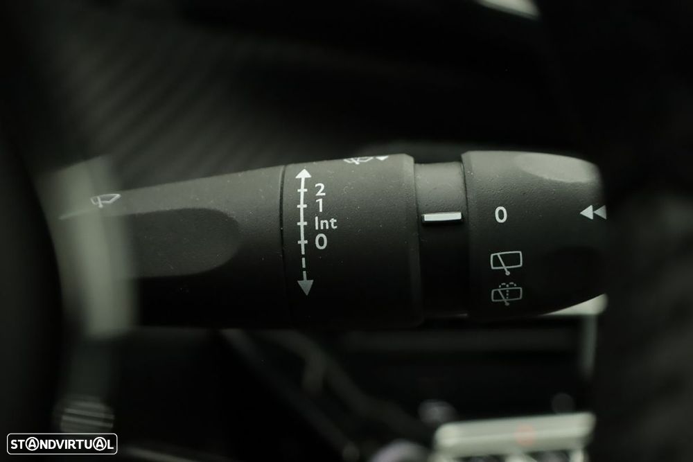 Peugeot 208 1.2 PureTech Style - 19