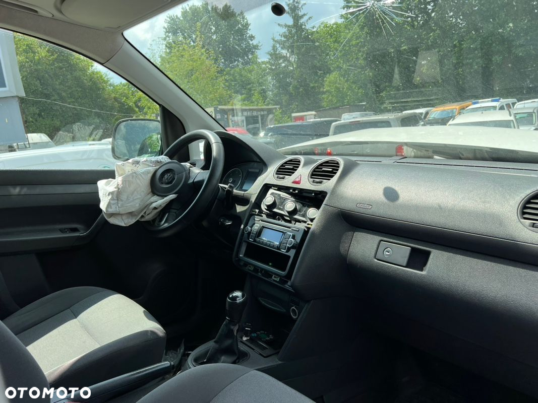 Volkswagen Caddy - 29