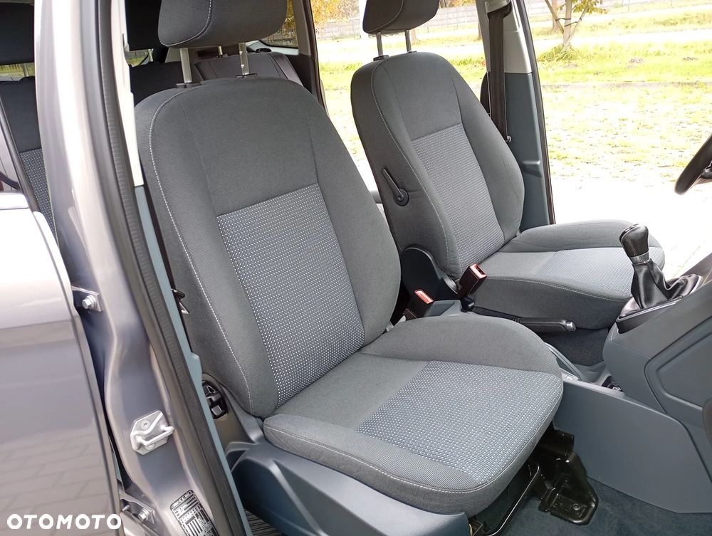 Ford C-MAX 1.6 Ti-VCT Titanium - 36