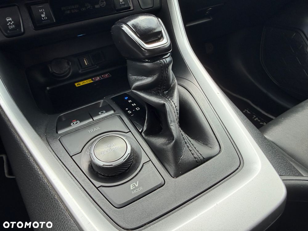 Toyota RAV4 2.5 Hybrid Active 4x4 - 29