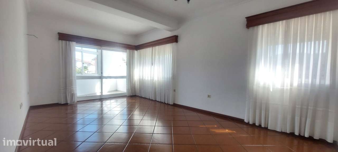 APARTAMENTO T2 - CARVALHAL - Grande imagem: 4/12