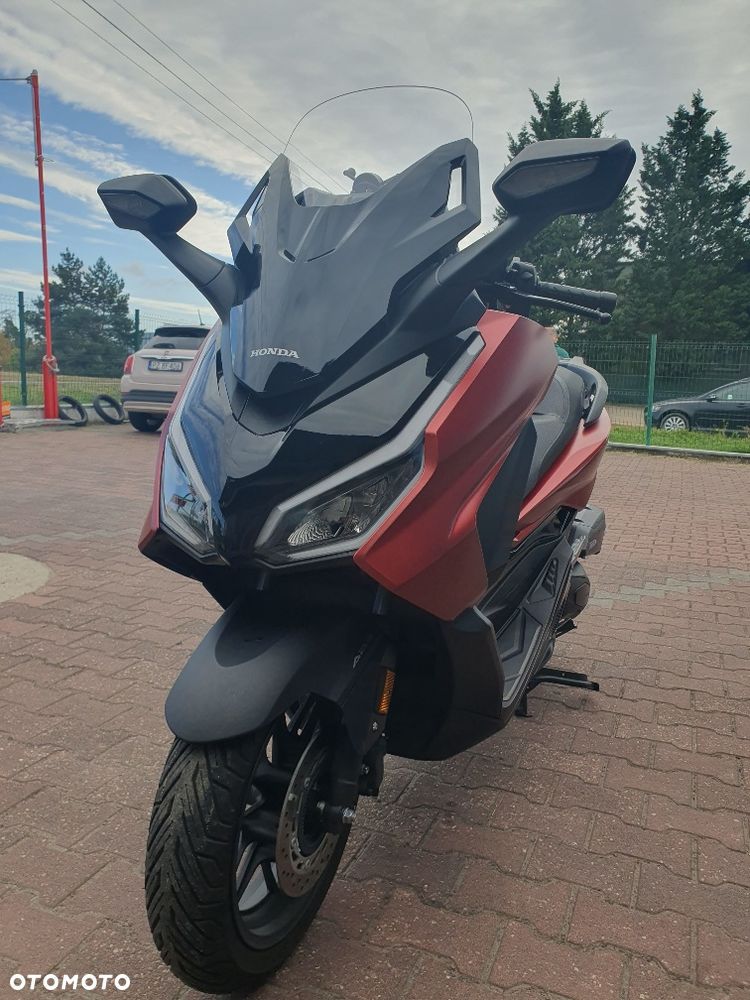 Honda NSS - 25