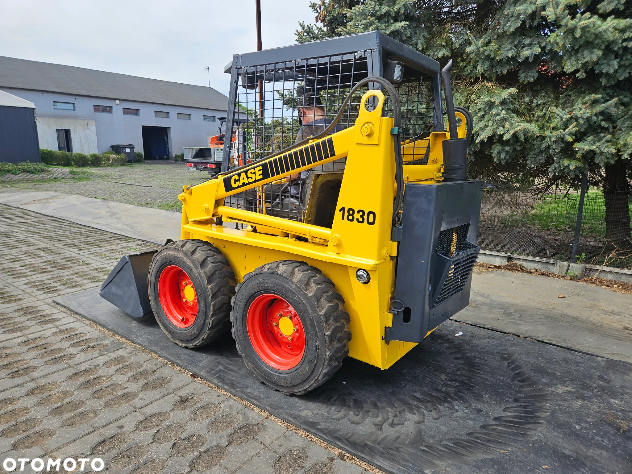 Bobcat Case 1830 - 5