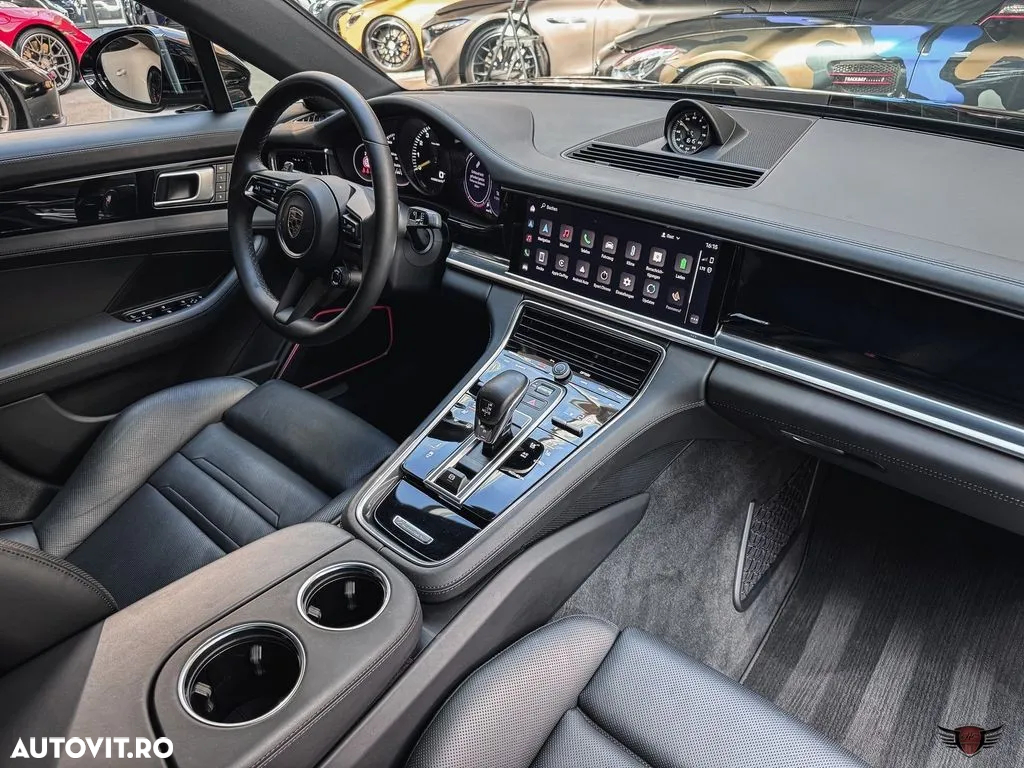 Porsche Panamera 4 E-Hybrid - 15
