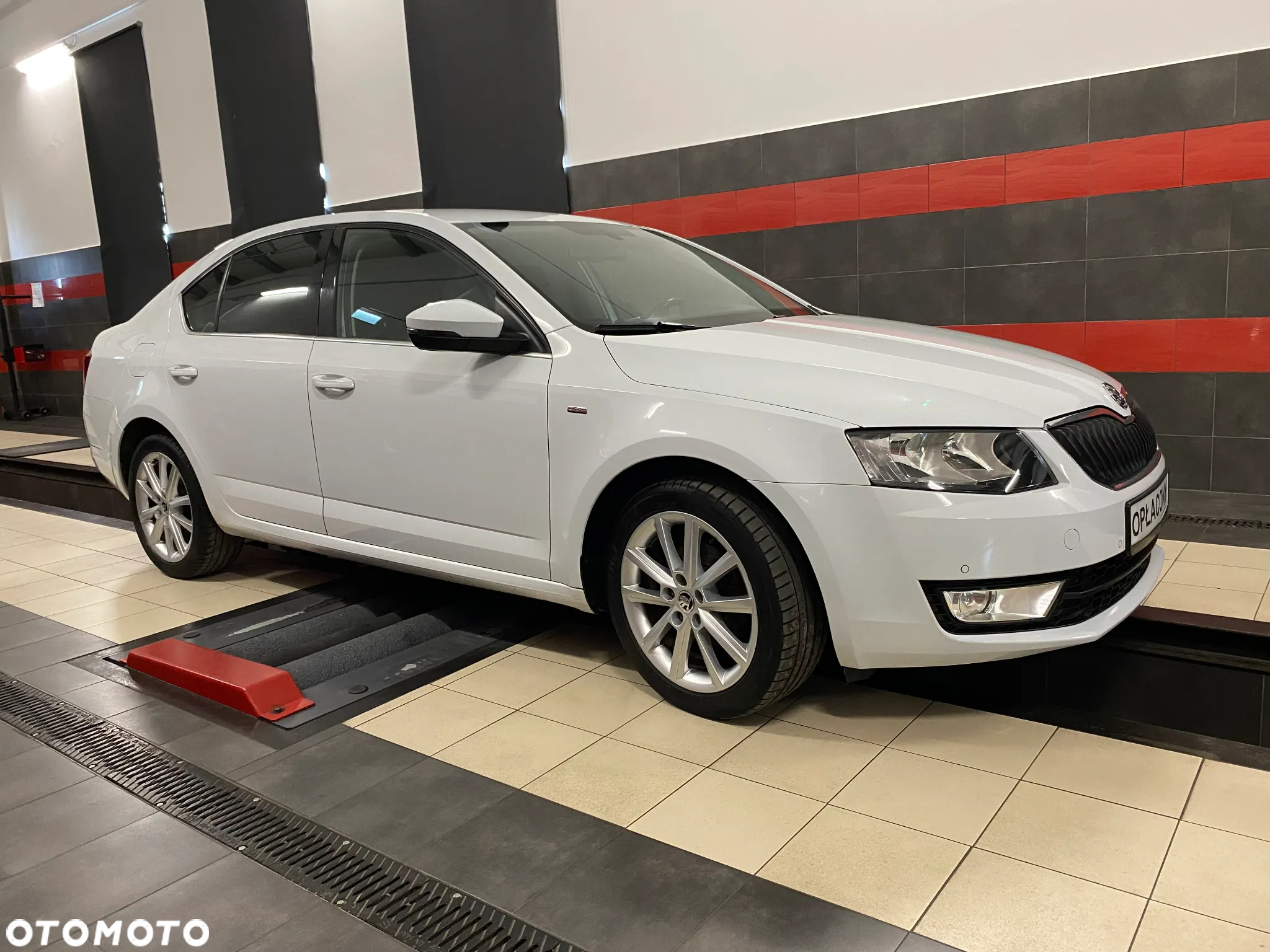 Skoda Octavia 1.6 TDI Joy - 4