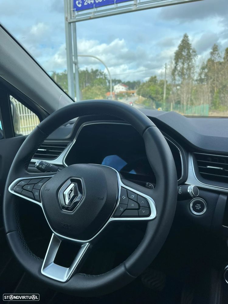 Renault Captur 1.3 TCe Exclusive EDC - 8