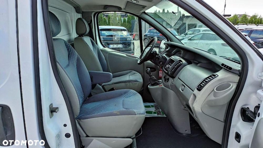 Renault Trafic - 6