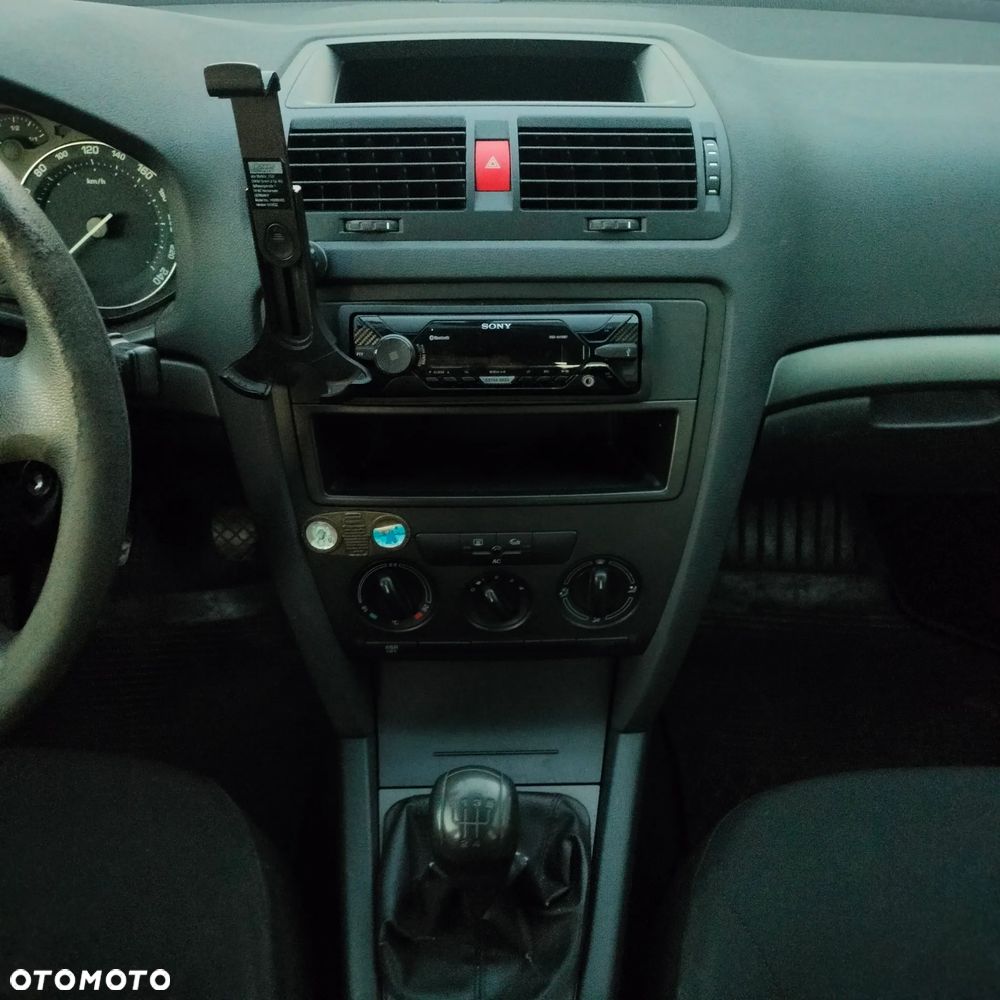 Skoda Octavia 2007 photo 4
