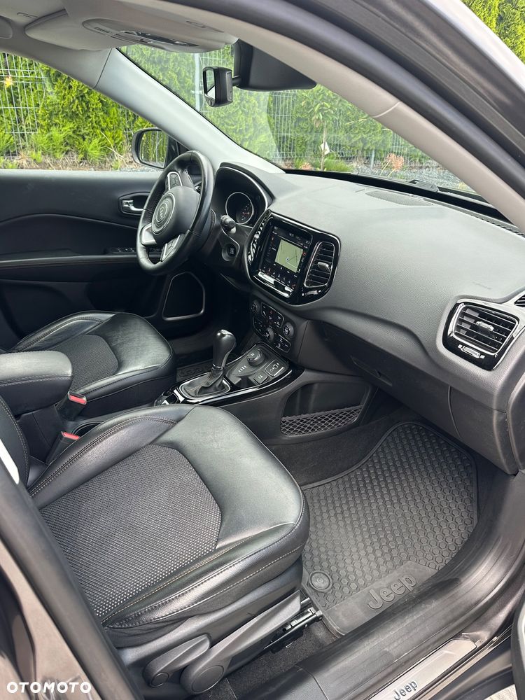 Jeep Compass 1.4 TMair Limited 4WD S&S - 23