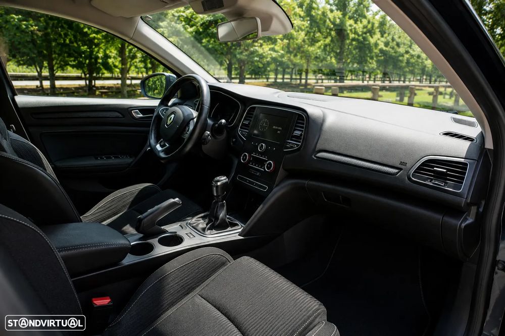 Renault Mégane 1.5 dCi Dynamique S - 3